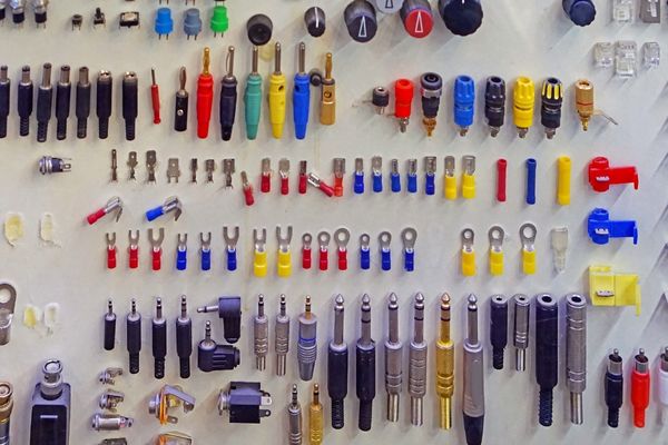 general trading Electrical parts and components